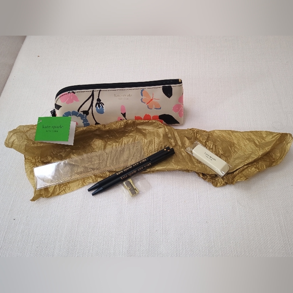 NWT & GIFTABLE Kate Spade Floral Garden Pencil Pouch Set/Kit w/ Eraser/Ruler+